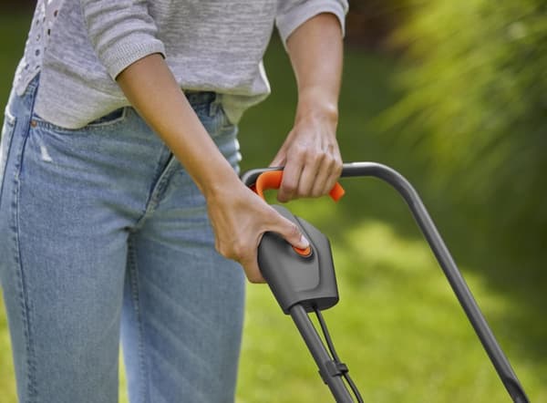 GARDENA PowerMax 30/18V P4A sladdlös gräsklippare
