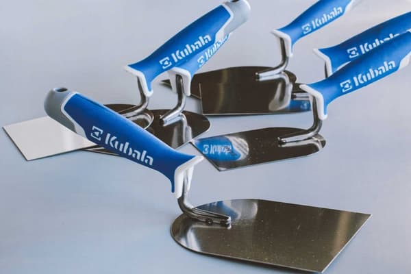 KUBALA Ruostumattomasta teräksestä valmistettu stukkolasta 80 mm 0933