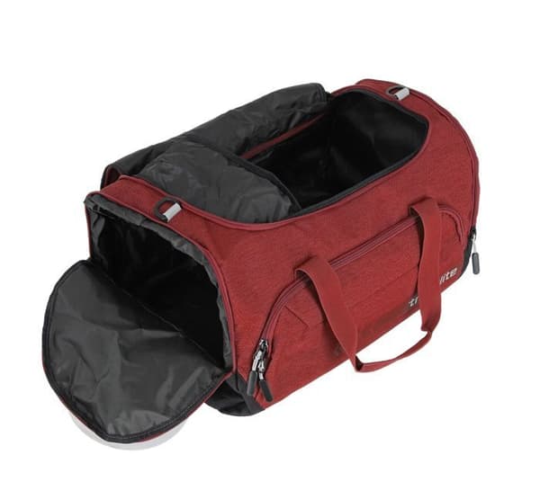 Åkpåse - travelite - Kick Off Duffle M - Röd - 52x29x31 cm - 815g