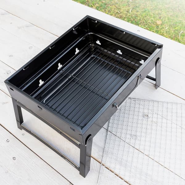 Sammenleggbar bærbar grill for bruk med kull BearBQ InnovaGoods