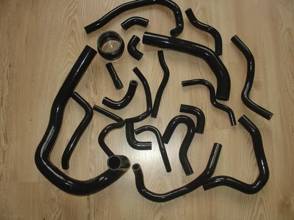 Silicone Kølevandslange, 4,5 mm Tykkelse, Temperaturbestandig,sort