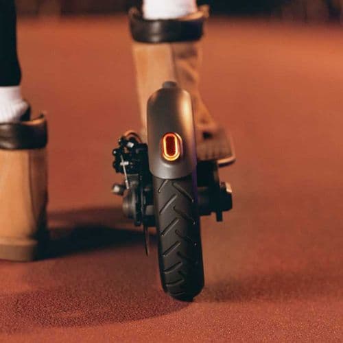 Xiaomi Mi Electric Scooter - Acc. - Tyre Pneumatic (M365, Mi Pro,Pro2,Essential,Scooter 3, 3 Lite) Black EU BHR6444EU