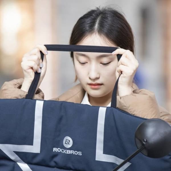 ROCKBROS DFB002BL skootterin sadesuoja