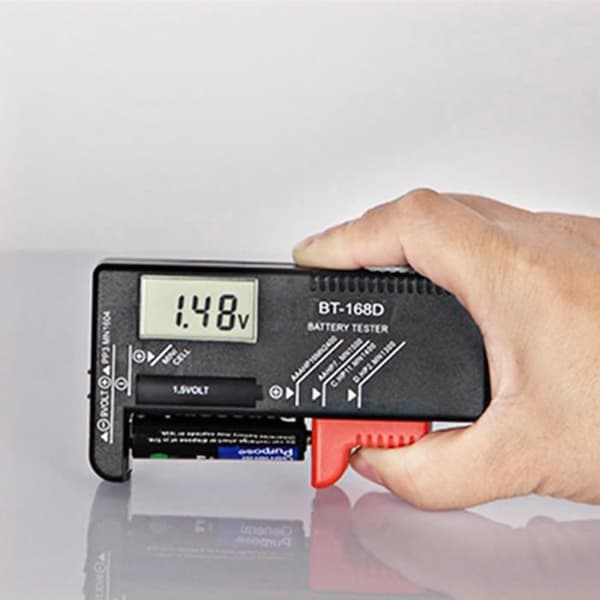 Batteritestare - BT-168D - LCD digital display - Kompatibel AA AAA C D 9V - Lätt att använda