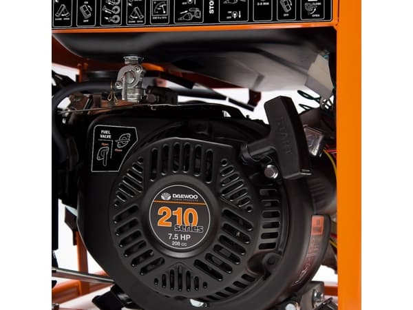 BENSINGENERATOR 3,2KW 230V/GDA 3500E DAEWOO