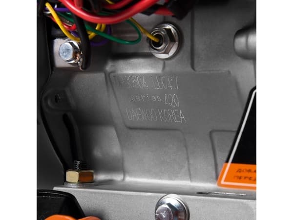 Daewoo GDA 7500DPE-3, 6000 W, 30 l, Bensin, Manuell/Elektronisk, 50 Hz, 32 A