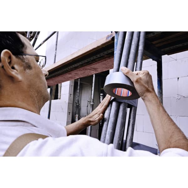 tesa STRONG 04663-00007-02 Tygtejp tesa® Professional Silver (L x B) 50 m x 48 mm 1 st