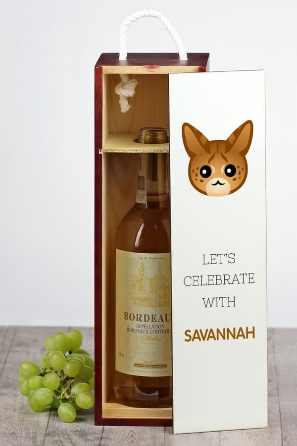 Savannah - vinlåda med grafik och inskriften Art-Dog