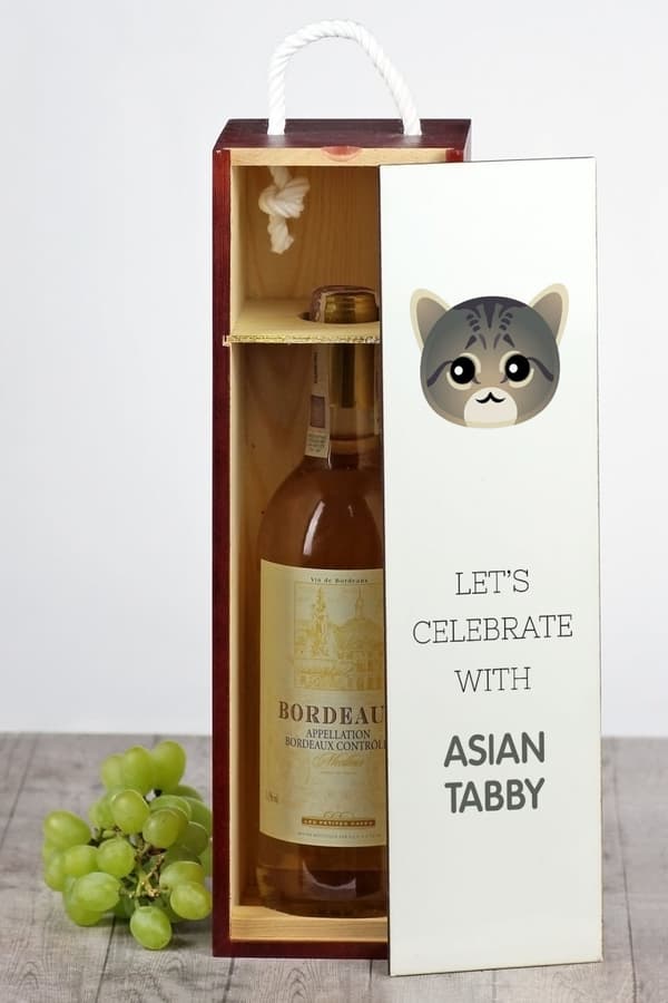 Asiatisk tabby - vinlåda med grafik och inskriptionen av varumärket Art-Dog