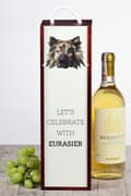 Miniatyrbillede 4 af 6: Eurasier, Eurasian - en geometrisk kasse med et foto og en inskription til Art-Dog vin