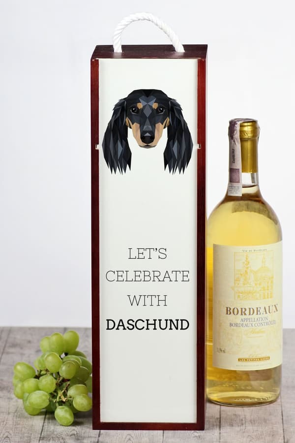 Långhårig tax - en geometrisk låda med ett foto och en inskription för Art-Dog-vin