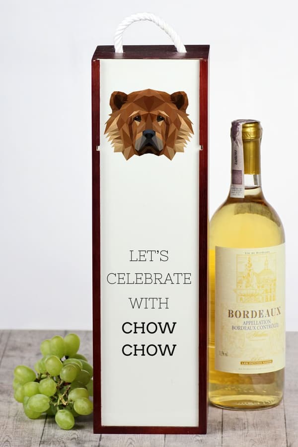 Chow Chow - en geometrisk låda med ett foto och en inskription för Art-Dog-vin