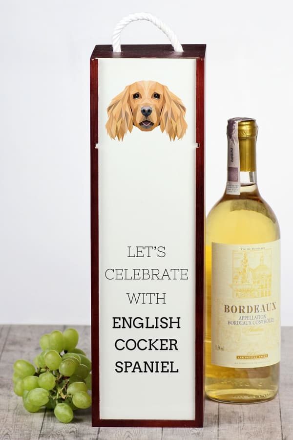 Engelsk Cocker Spaniel - en geometrisk kasse med et foto og en inskription til Art-Dog vin