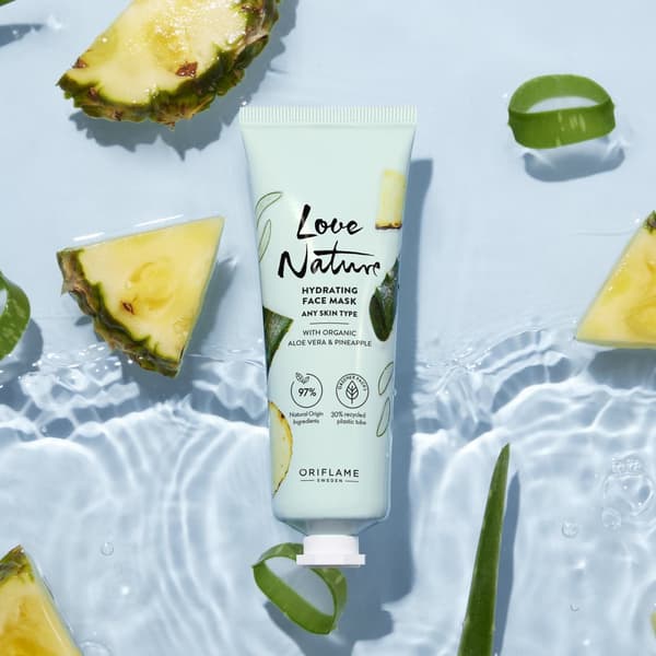 Oriflame Love Nature Återfuktande ansiktsmask med ekologisk aloe vera och ananas 75 ml