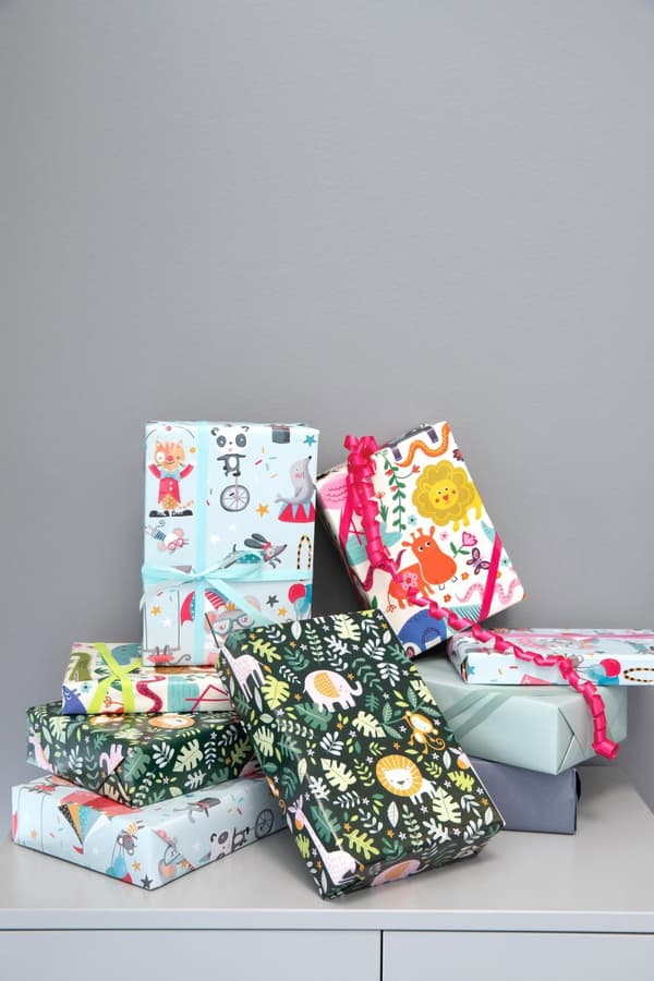 Presentpapper 57cmx154m Frank
