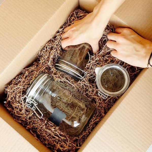 Skrynkligt strimlat papper - Creative Deco - 1 kg - Kraft Beige - Presentförpackning - Kartongfyllning