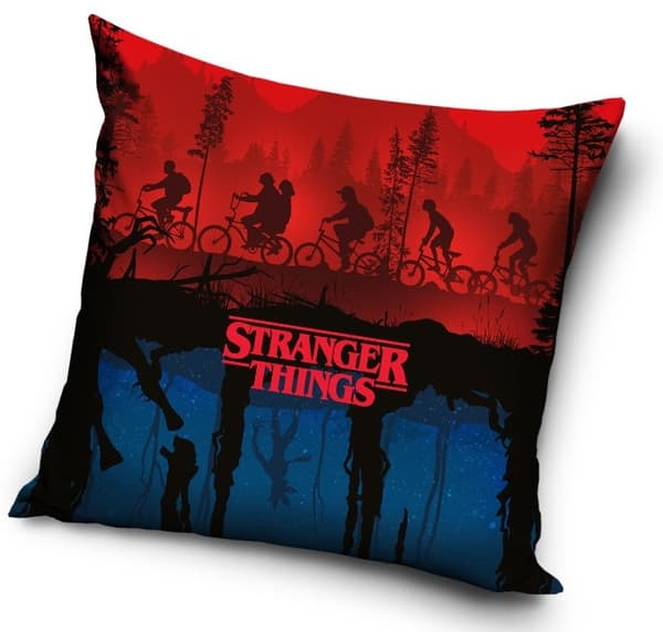 Stranger Things dekorationskudde 40×40 cm