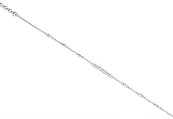 Victoria armband i silverfärg med vita stenar