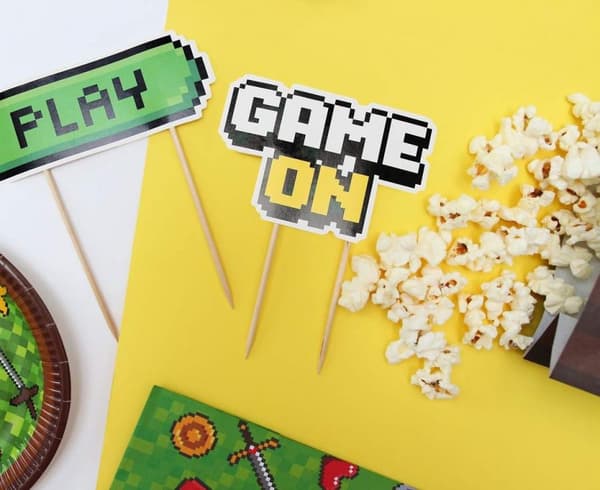 Gamer Spel På Toy Tårtdekoration 14,5 cm