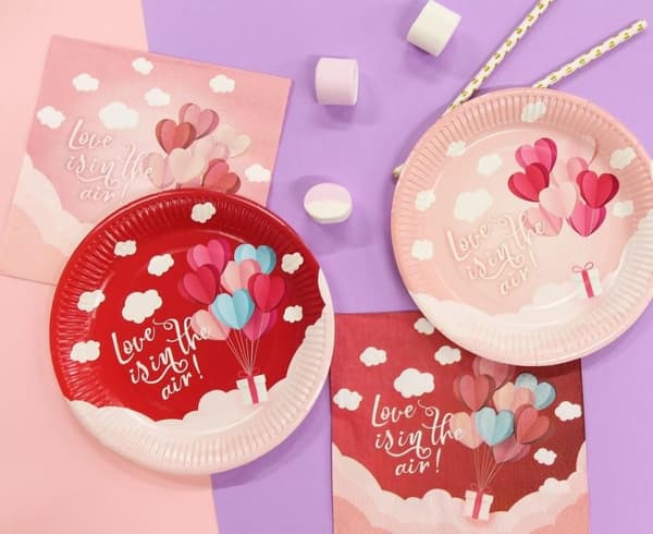 Love Love Is In The Air rosa papptallrikar, set om 6, 18 cm