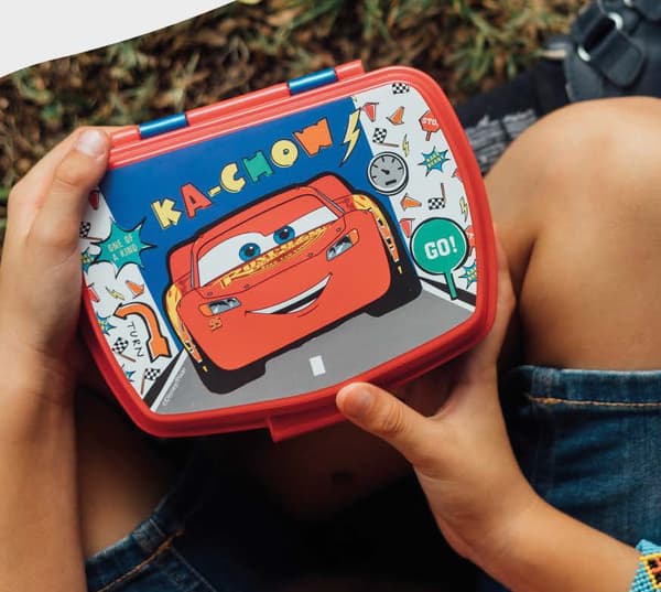 Disney Cars Ka-Chow rolig plastmatlåda