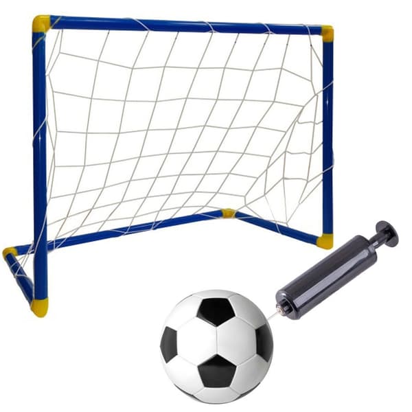 Fotbollsmål set med boll