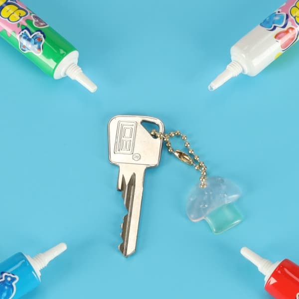 Magiskt lim för kreativt kit 4 st.
