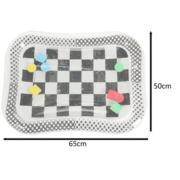 Uppblåsbar vattenmatta i kontrasterande svartvitt schackbräde 65 cm x 50 cm