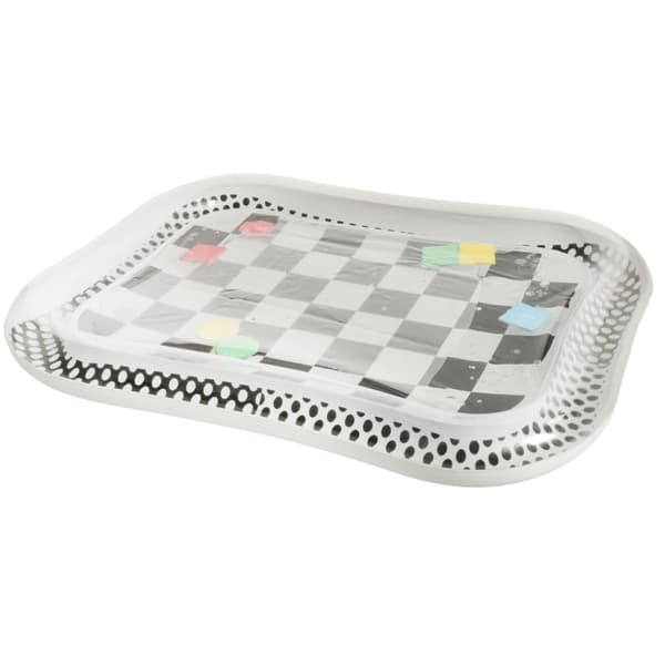Uppblåsbar vattenmatta i kontrasterande svartvitt schackbräde 65 cm x 50 cm