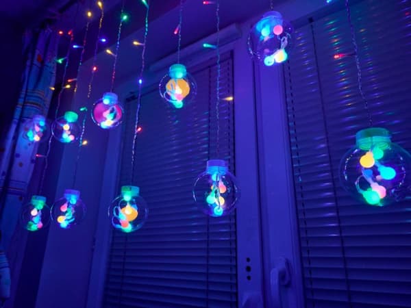 LED-ljus gardinkulor 3m 108LED flerfärgad fjärrkontroll