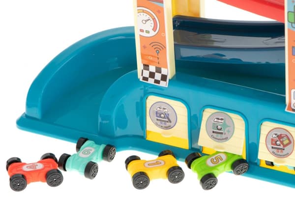 Bilgarage + 8 bilar