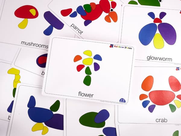 Kreativa småsten färgglada Montessoripussel