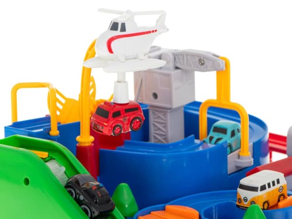 Hinderbana interaktiv parkeringsplats racing 4 bilar