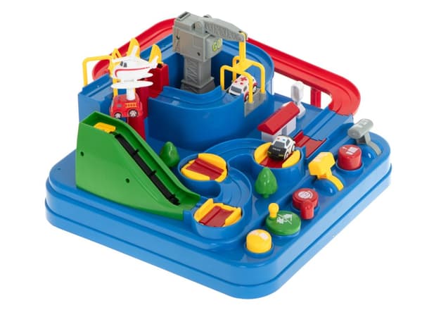 Hinderbana interaktiv parkeringsplats racing ambulans polisbil XL