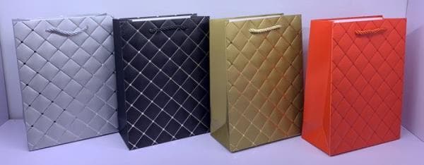 Prezentowa quilted handbag 9960C 17,5x23,5x8cm p12, price for 1 pc