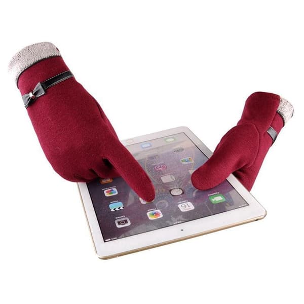 Fleece- ja rusettihanskat, joita käytetään Mobile touch iPadin kanssa