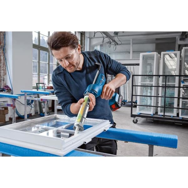 18V GCG 18V-310 spackelpistol (utan batteri eller laddare) - BOSCH - 06019C4100