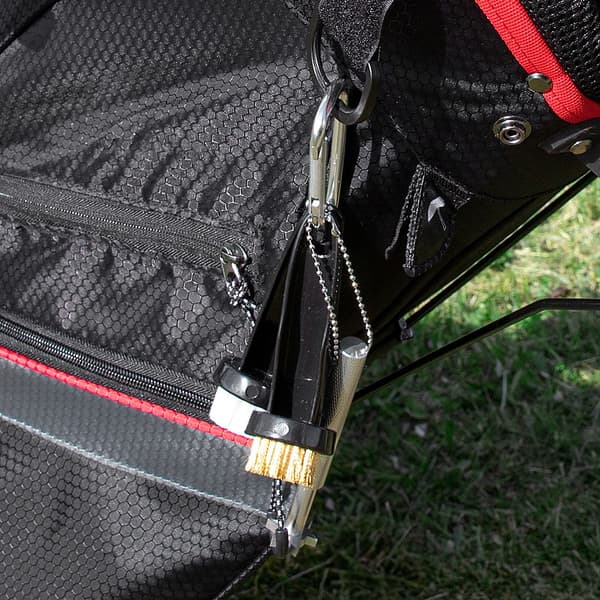 Golfkit med borstar och groovevässare