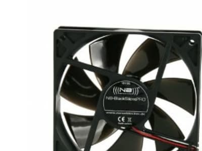 Noiseblocker BlackSilentPro PK3, Vifte, 14 cm, 1700 RPM, 153 m³/t, Sort Sort
