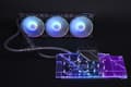 Pikkukuva 4 / 5: Alphacool Eiswolf 2 AIO, All-in-one-nesteenjäähdytin, 12 cm, 119,8 m³/h, Musta, Läpinäkyvä