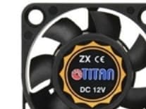 Titan TTC-3007M12S 30x30x7mm 12V speedometervifte Mål 30 mm Installasjonsdybde 7 mm Spenning 12 volt Hastighet ca 8 000 o/min Strømforbruk 0,96 watt