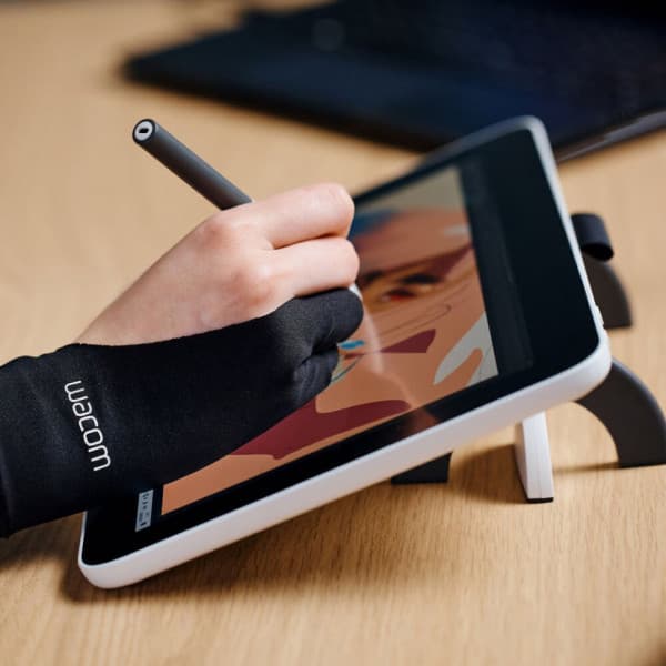 Wacom One 13 Touch Pen Display -ritskärm