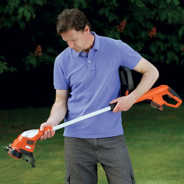 Grästrimmer BLACK+DECKER 23 cm - med batteri 18 V 2 Ah - GLC1823L20-QW - Svängbar huvud 180°
