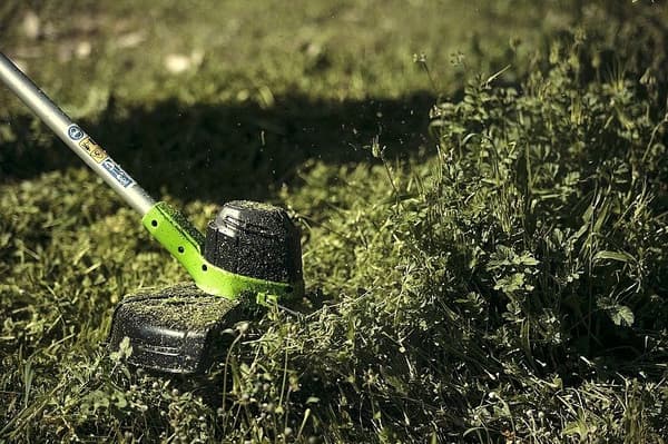 Basic 40V Greenworks trimmer G40LT - 2101507