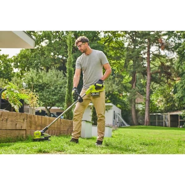 18V kanttrimmer - RYOBI - RY18LT33A-0 - skär Ø 33 cm - kantskärningsfunktion - vajer Ø 1 x 1,65 mm - Levereras utan batteri