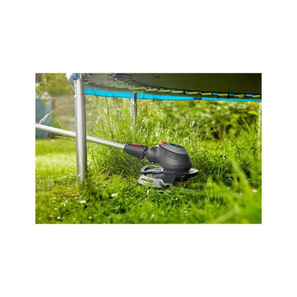 PowerCut 650/28 kanttrimmer - skärning: 28 cm - lutande handtag och trimmerfunktion