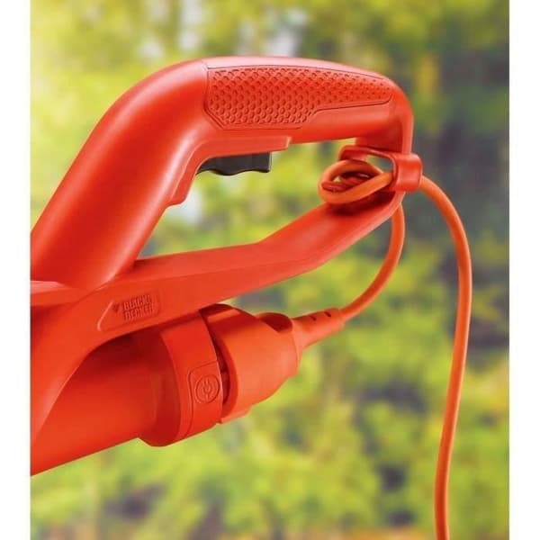 BLACK & DECKER 23cm 250W elektrisk strängtrimmer