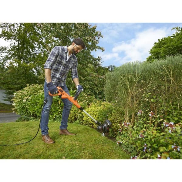 Black and Decker - 550W 28cm String Trimmer - BESTE628