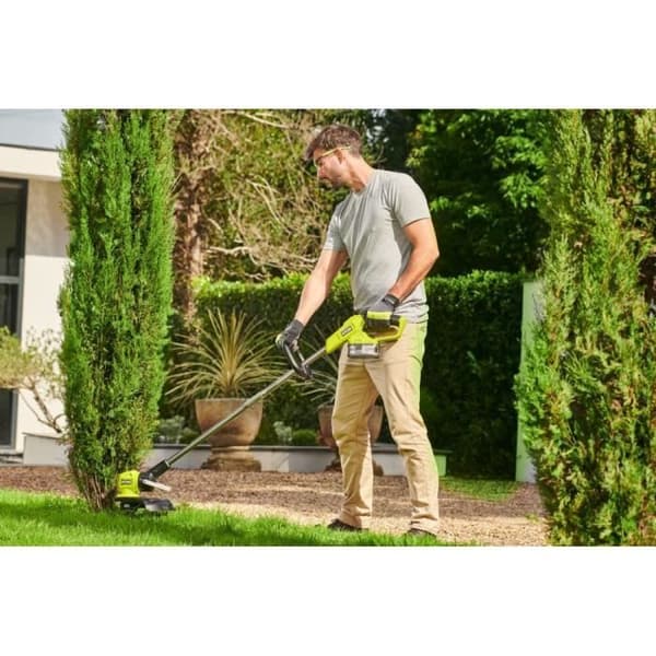 Kantskärare - RYOBI - RYLT33B-0 - Klippdiameter 33 cm - Gräskantprofilfunktion - Batteridriven
