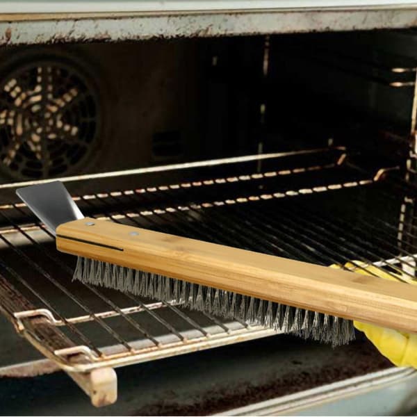 Stålbørste for pizzaovn med trehåndtak